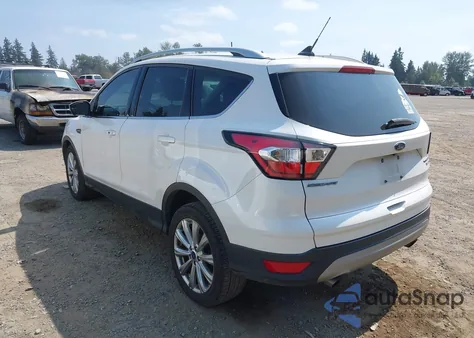 2018 Ford Escape Titanium из США, поврежденный, VIN 1FMCU9J95JUC89725